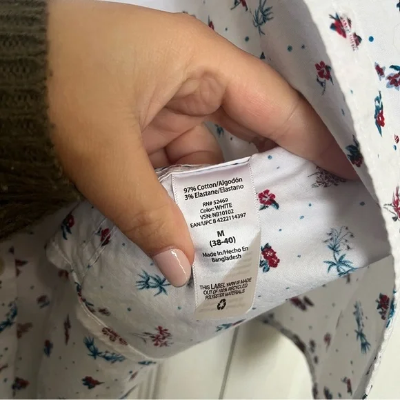 White Floral Short Sleeve Shirt (Box C) - Picture 7 of 8